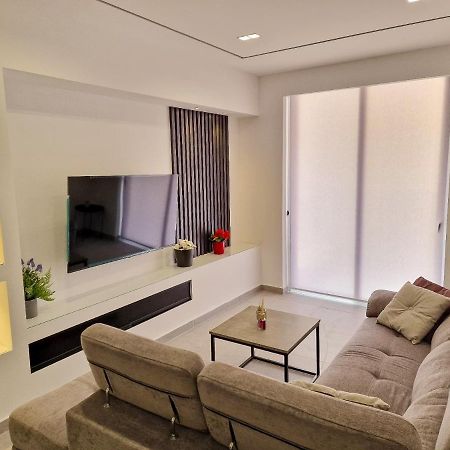 Barbara Properties - Luxury Qawra Stay 세인트폴스베이 외부 사진