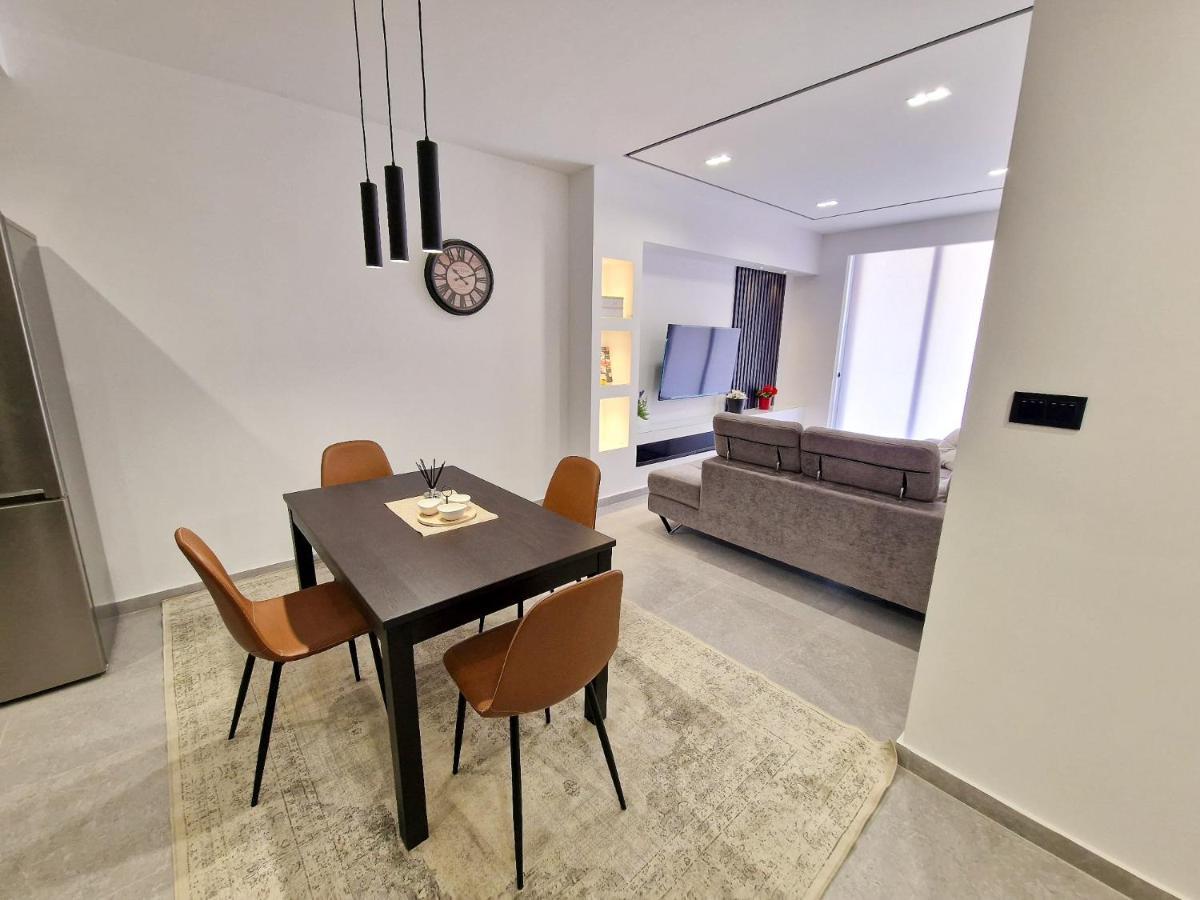 Barbara Properties - Luxury Qawra Stay 세인트폴스베이 외부 사진